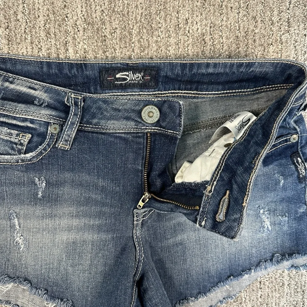 Silver‎ Jeans Co. Berkley Short Women's Denim Cut Off Y2K Shorts Size 28/4